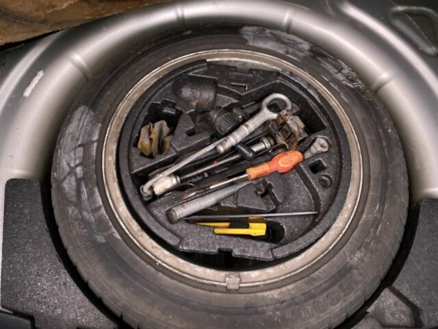 Серый Шкода Октавия, объемом двигателя 2 л и пробегом 390 тыс. км за 5500 $, фото 9 на Automoto.ua