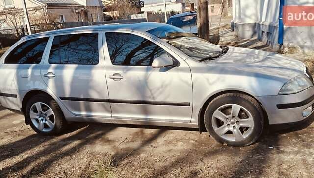 Сірий Шкода Октавія, об'ємом двигуна 1.6 л та пробігом 280 тис. км за 4500 $, фото 17 на Automoto.ua