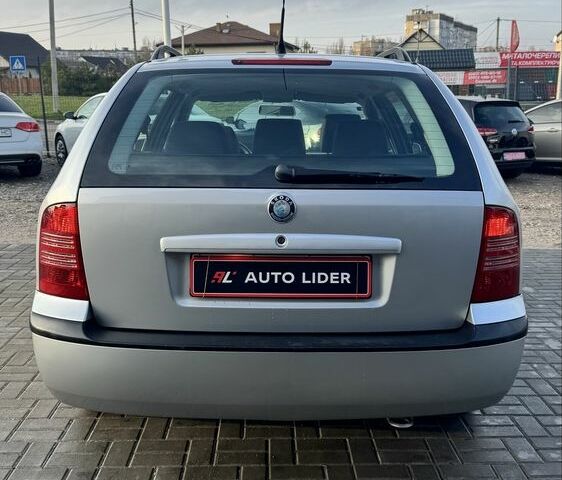 Серый Шкода Октавия, объемом двигателя 1.6 л и пробегом 244 тыс. км за 5600 $, фото 4 на Automoto.ua