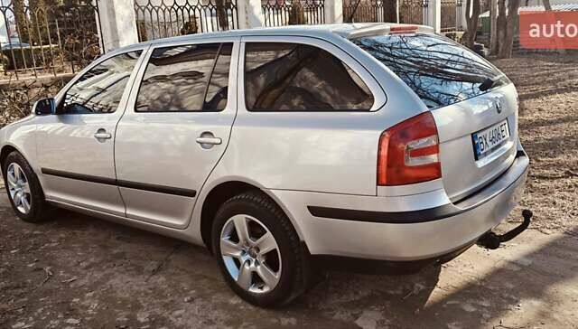 Сірий Шкода Октавія, об'ємом двигуна 1.6 л та пробігом 280 тис. км за 4500 $, фото 2 на Automoto.ua