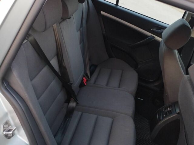 Серый Шкода Октавия, объемом двигателя 0 л и пробегом 288 тыс. км за 3800 $, фото 3 на Automoto.ua