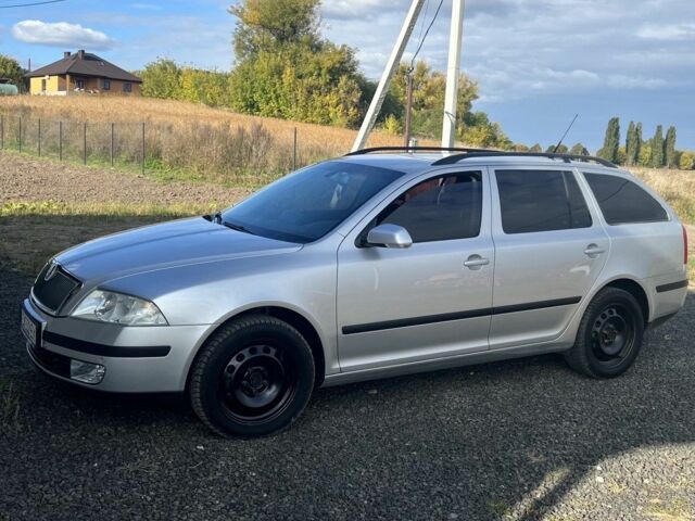 Серый Шкода Октавия, объемом двигателя 1.6 л и пробегом 197 тыс. км за 5500 $, фото 1 на Automoto.ua