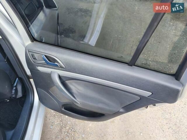 Серый Шкода Октавия, объемом двигателя 1.6 л и пробегом 244 тыс. км за 5700 $, фото 11 на Automoto.ua