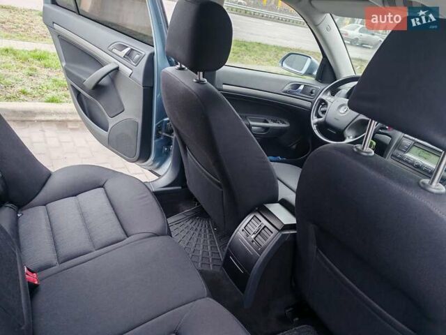 Серый Шкода Октавия, объемом двигателя 1.6 л и пробегом 224 тыс. км за 6500 $, фото 27 на Automoto.ua