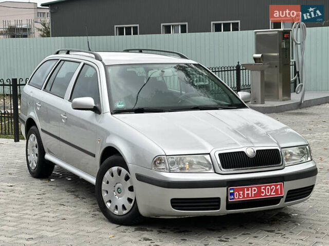 Серый Шкода Октавия, объемом двигателя 1.6 л и пробегом 217 тыс. км за 4750 $, фото 3 на Automoto.ua