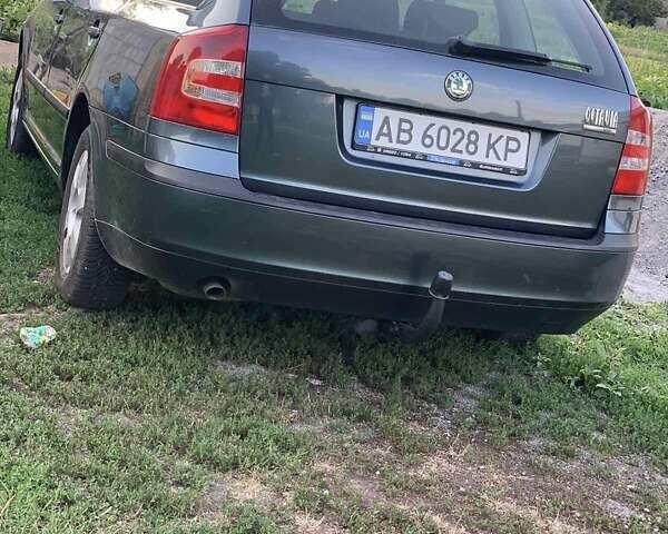Серый Шкода Октавия, объемом двигателя 1.6 л и пробегом 195 тыс. км за 6200 $, фото 3 на Automoto.ua