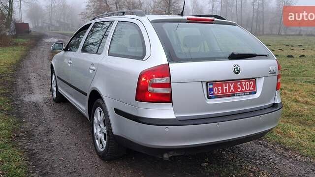 Серый Шкода Октавия, объемом двигателя 1.6 л и пробегом 220 тыс. км за 5550 $, фото 8 на Automoto.ua