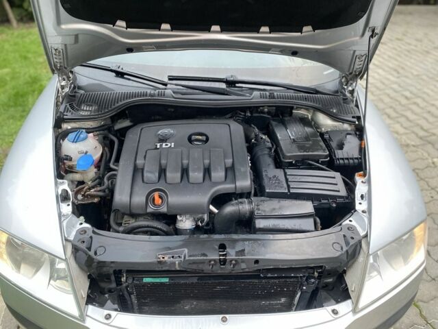 Серый Шкода Октавия, объемом двигателя 2 л и пробегом 390 тыс. км за 5500 $, фото 11 на Automoto.ua