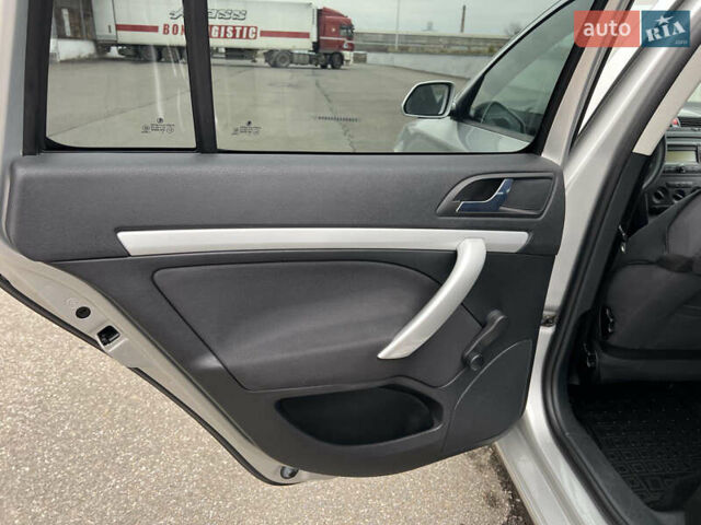 Серый Шкода Октавия, объемом двигателя 1.6 л и пробегом 220 тыс. км за 5750 $, фото 45 на Automoto.ua