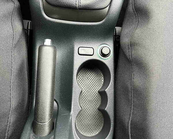 Серый Шкода Октавия, объемом двигателя 1.6 л и пробегом 220 тыс. км за 5750 $, фото 75 на Automoto.ua