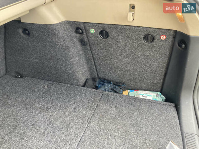 Шкода Октавия 2005 в Черкассах на Automoto.ua Серый Шкода Октавия, объемом двигателя 2 л и пробегом 286 тыс. км за 6800 $, фото 35 на Automoto.ua