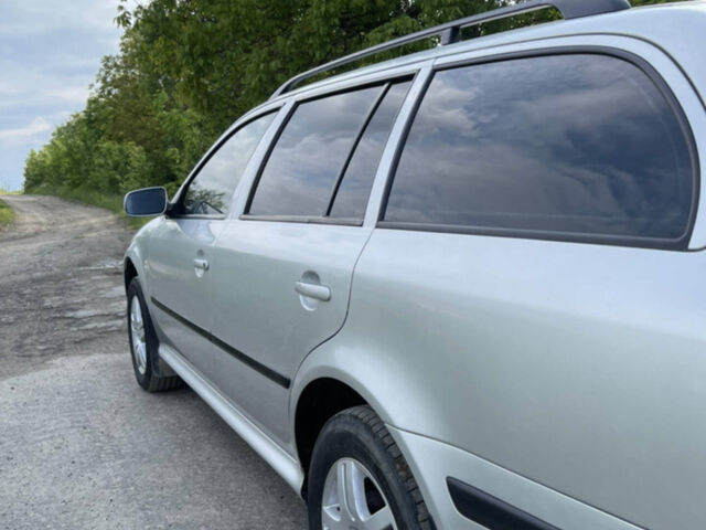 Сірий Шкода Октавія, об'ємом двигуна 1.6 л та пробігом 218 тис. км за 5800 $, фото 4 на Automoto.ua