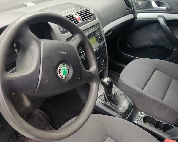 Серый Шкода Октавия, объемом двигателя 1.97 л и пробегом 265 тыс. км за 5199 $, фото 19 на Automoto.ua