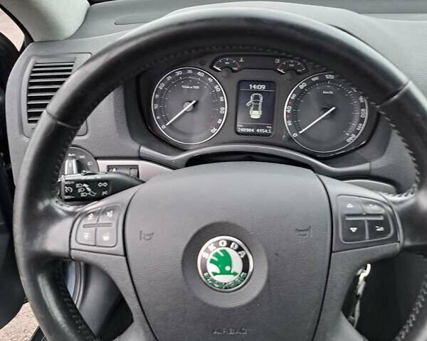 Серый Шкода Октавия, объемом двигателя 1.98 л и пробегом 240 тыс. км за 6500 $, фото 7 на Automoto.ua