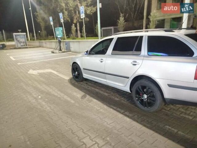 Серый Шкода Октавия, объемом двигателя 1.9 л и пробегом 400 тыс. км за 5199 $, фото 2 на Automoto.ua