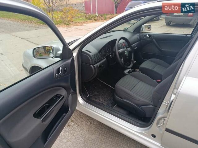 Серый Шкода Октавия, объемом двигателя 1.6 л и пробегом 180 тыс. км за 6500 $, фото 10 на Automoto.ua