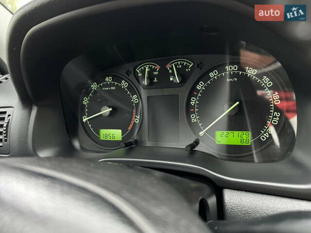 Серый Шкода Октавия, объемом двигателя 1.6 л и пробегом 227 тыс. км за 5350 $, фото 23 на Automoto.ua