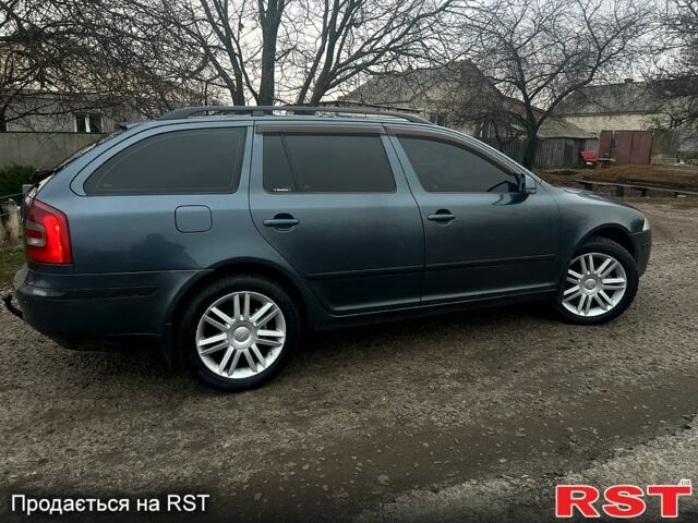 Серый Шкода Октавия, объемом двигателя 2 л и пробегом 200 тыс. км за 6300 $, фото 7 на Automoto.ua