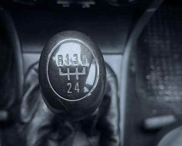 Серый Шкода Октавия, объемом двигателя 1.6 л и пробегом 223 тыс. км за 4900 $, фото 24 на Automoto.ua