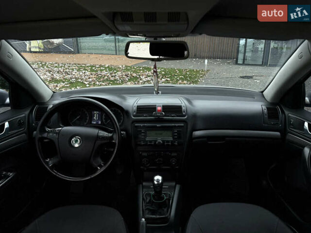 Серый Шкода Октавия, объемом двигателя 1.98 л и пробегом 277 тыс. км за 5299 $, фото 14 на Automoto.ua