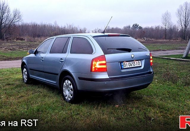 Серый Шкода Октавия, объемом двигателя 2 л и пробегом 215 тыс. км за 6500 $, фото 3 на Automoto.ua