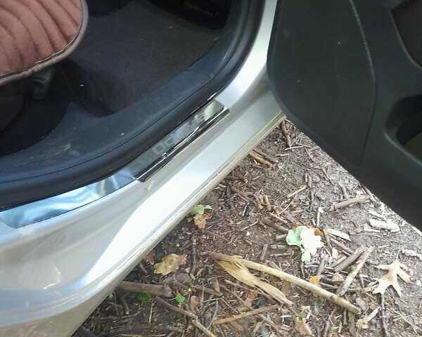 Сірий Шкода Октавія, об'ємом двигуна 1.6 л та пробігом 288 тис. км за 5200 $, фото 1 на Automoto.ua