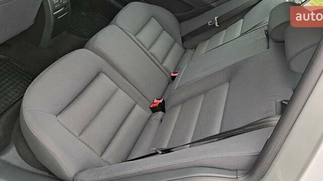 Серый Шкода Октавия, объемом двигателя 1.6 л и пробегом 220 тыс. км за 5550 $, фото 27 на Automoto.ua