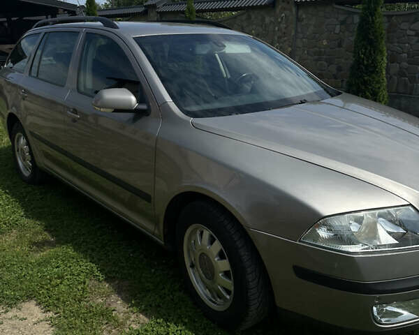 Сірий Шкода Октавія, об'ємом двигуна 2 л та пробігом 211 тис. км за 5100 $, фото 5 на Automoto.ua
