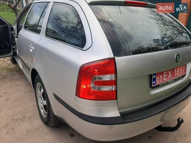 Серый Шкода Октавия, объемом двигателя 1.6 л и пробегом 220 тыс. км за 6400 $, фото 52 на Automoto.ua