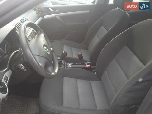 Серый Шкода Октавия, объемом двигателя 1.6 л и пробегом 260 тыс. км за 4100 $, фото 21 на Automoto.ua