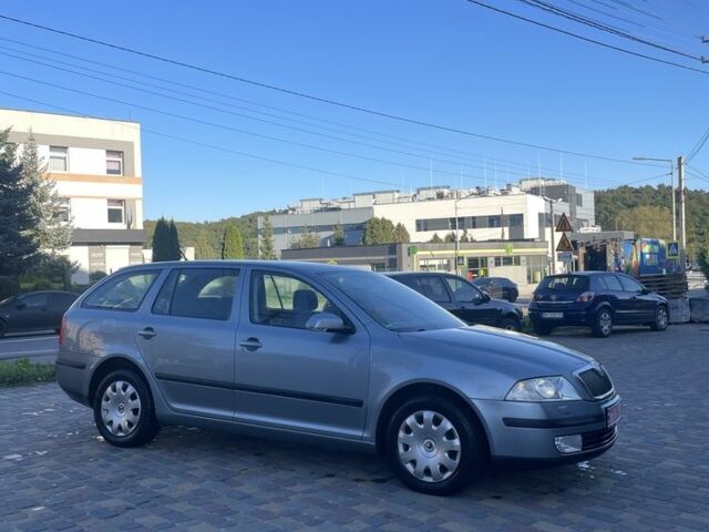 Шкода Октавия 2006 в Яворове на Automoto.ua Серый Шкода Октавия, объемом двигателя 1.6 л и пробегом 229 тыс. км за 6050 $, фото 1 на Automoto.ua