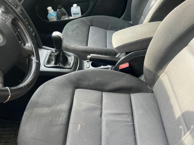 Серый Шкода Октавия, объемом двигателя 1.9 л и пробегом 430 тыс. км за 2500 $, фото 12 на Automoto.ua