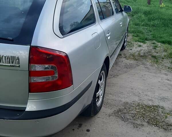 Серый Шкода Октавия, объемом двигателя 1.6 л и пробегом 220 тыс. км за 6400 $, фото 17 на Automoto.ua