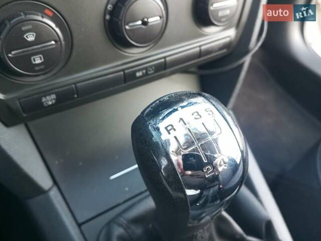 Серый Шкода Октавия, объемом двигателя 1.6 л и пробегом 176 тыс. км за 6200 $, фото 24 на Automoto.ua