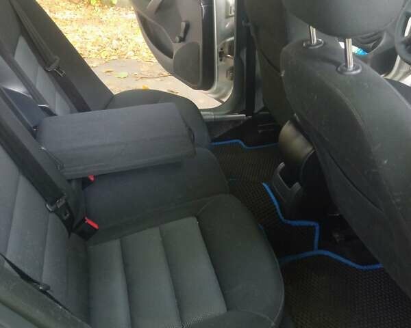 Сірий Шкода Октавія, об'ємом двигуна 1.6 л та пробігом 275 тис. км за 6000 $, фото 20 на Automoto.ua
