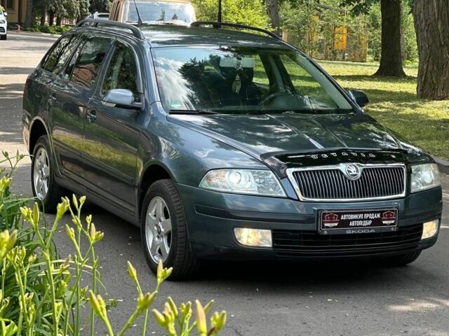 Серый Шкода Октавия, объемом двигателя 1.6 л и пробегом 299 тыс. км за 5500 $, фото 18 на Automoto.ua
