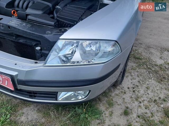 Серый Шкода Октавия, объемом двигателя 1.6 л и пробегом 220 тыс. км за 6400 $, фото 56 на Automoto.ua