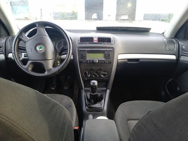 Серый Шкода Октавия, объемом двигателя 1.9 л и пробегом 327 тыс. км за 5300 $, фото 3 на Automoto.ua