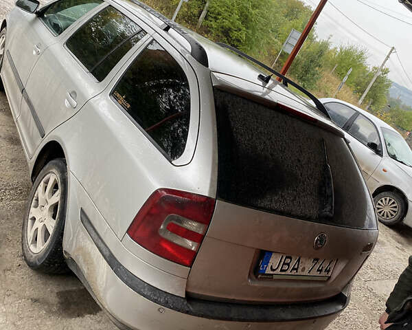 Шкода Октавия 2006 в Хмельницком на Automoto.ua Серый Шкода Октавия, объемом двигателя 2.01 л и пробегом 366 тыс. км за 2600 $, фото 1 на Automoto.ua