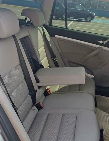 Серый Шкода Октавия, объемом двигателя 1.6 л и пробегом 278 тыс. км за 5300 $, фото 12 на Automoto.ua