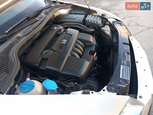Серый Шкода Октавия, объемом двигателя 1.6 л и пробегом 176 тыс. км за 6200 $, фото 9 на Automoto.ua