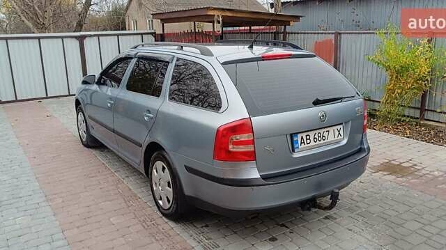 Серый Шкода Октавия, объемом двигателя 1.6 л и пробегом 311 тыс. км за 5600 $, фото 5 на Automoto.ua