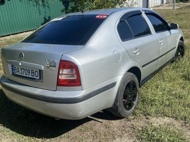 Сірий Шкода Октавія, об'ємом двигуна 1.8 л та пробігом 2 тис. км за 3800 $, фото 1 на Automoto.ua