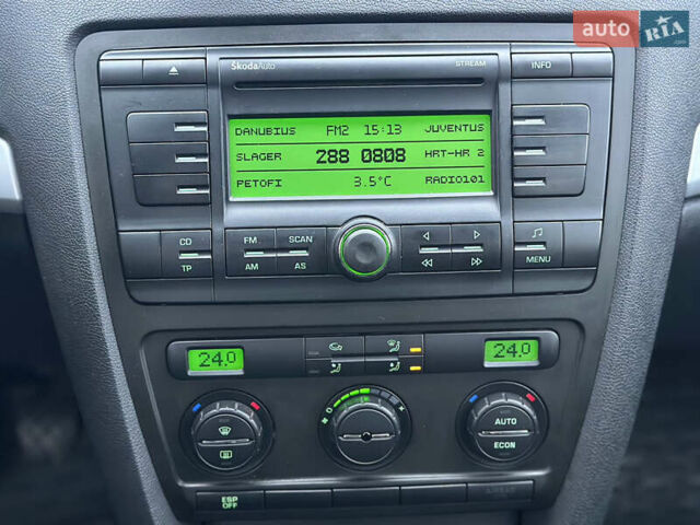 Серый Шкода Октавия, объемом двигателя 1.6 л и пробегом 260 тыс. км за 6555 $, фото 16 на Automoto.ua