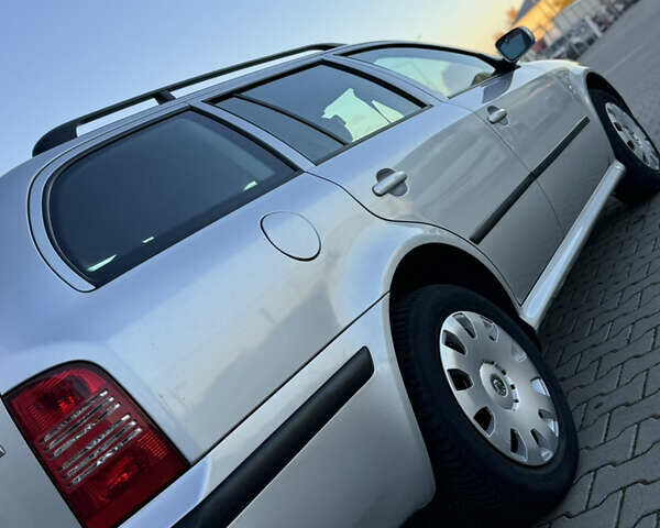 Сірий Шкода Октавія, об'ємом двигуна 1.6 л та пробігом 210 тис. км за 4399 $, фото 21 на Automoto.ua