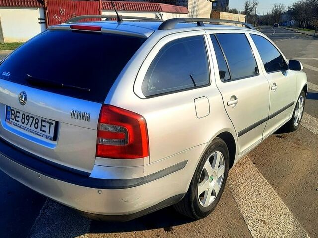 Сірий Шкода Октавія, об'ємом двигуна 2 л та пробігом 180 тис. км за 5900 $, фото 6 на Automoto.ua