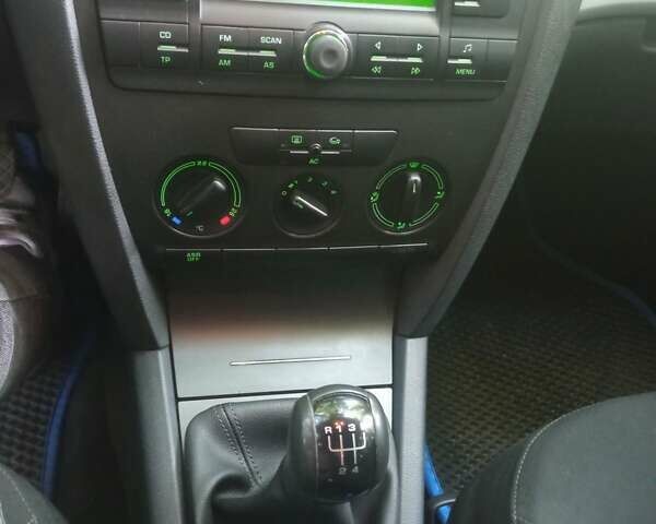 Сірий Шкода Октавія, об'ємом двигуна 1.6 л та пробігом 275 тис. км за 6000 $, фото 22 на Automoto.ua