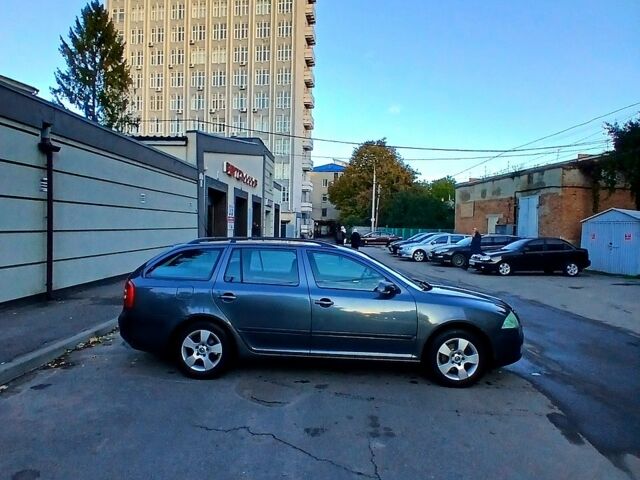 Шкода Октавия 2006 в Виннице на Automoto.ua Серый Шкода Октавия, объемом двигателя 2 л и пробегом 296 тыс. км за 5900 $, фото 3 на Automoto.ua