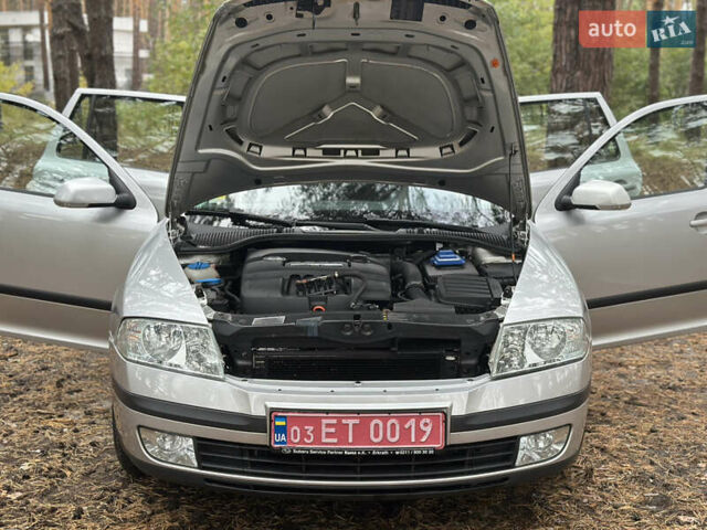 Шкода Октавия 2006 в Киеве на Automoto.ua Серый Шкода Октавия, объемом двигателя 1.6 л и пробегом 249 тыс. км за 6350 $, фото 37 на Automoto.ua