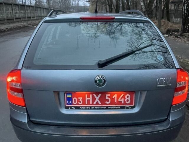 Серый Шкода Октавия, объемом двигателя 1.6 л и пробегом 188 тыс. км за 6700 $, фото 3 на Automoto.ua